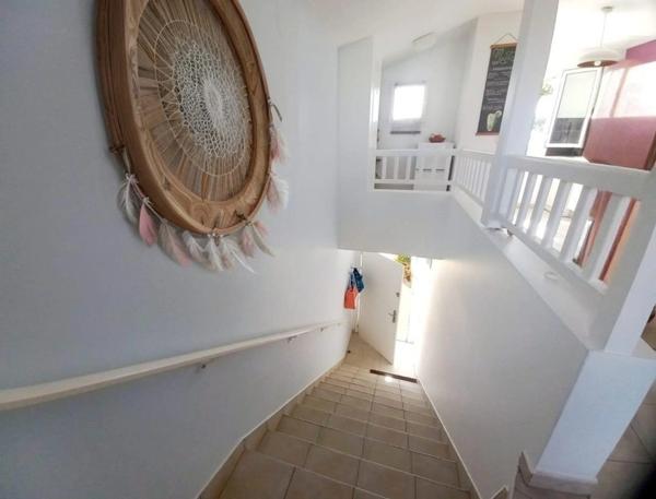 Appartement meublé, vue mer, vaste terrasse, à vendre 3 pièces, LE MOULE (971)