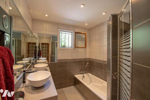 MAISON A PROXIMITE IMMEDIATE DU BASSIN GRENOBLOIS