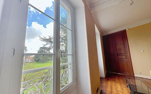 Appartement à vendre    3 pièces •  Pau