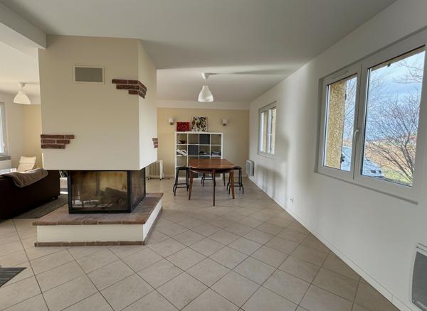 Maison L Isle Jourdain 5 pièce(s) 149.71 m2