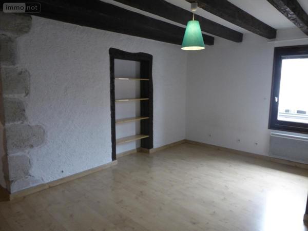 Appartement à louer à Divonne-les-Bains dans l'Ain (01220), ref : 01047-L107