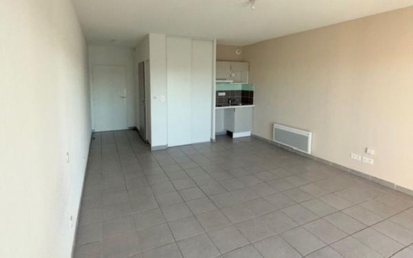 Appartement à vendre    1 pièce •  Narbonne