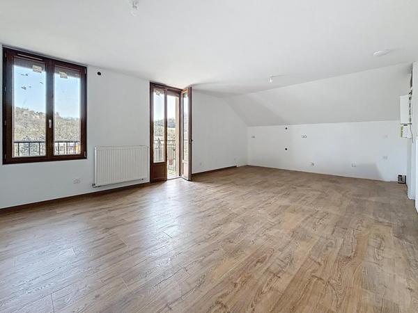 Appartement rénoé avec extérieur 3 chambres