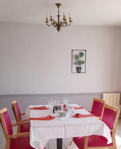 INVESTISSEMENT LOCATIF  MILLY LA FORET  Résidence Ehpad Notre Dame d'Espérance - 8.59 % de rentabilité