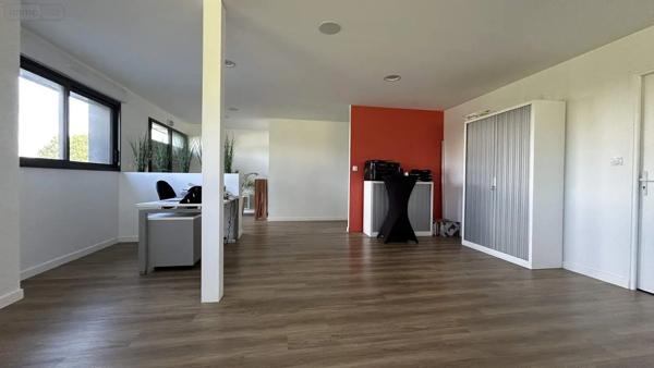 Achat - Fonds et/ou murs commerciaux Château-Gontier-sur-Mayenne 53200 4 pièces 250 m 2 1756 m 2