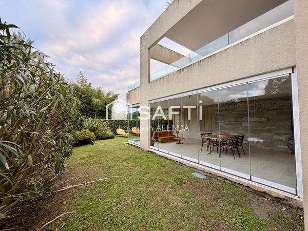 Rez-de-jardin d’exception face au Golf