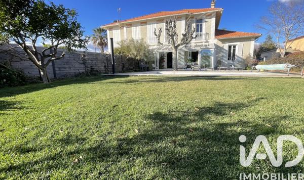 Maison à vendre 6 pièces 171 m² La Londe-les-Maures