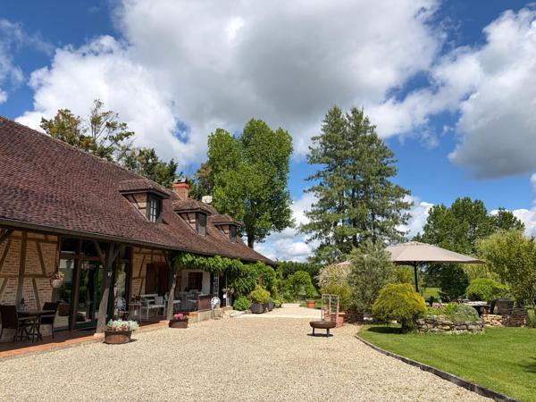 Propriété de charme avec activité touristique prête à reprendre