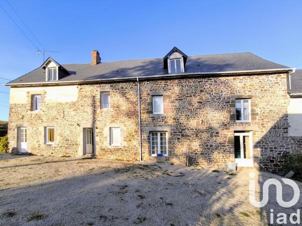 Maison 5 pièces de 196 m² à Soulles (50750)