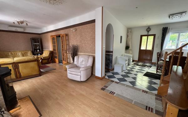 Maison à vendre    7 pièces •  Viroflay