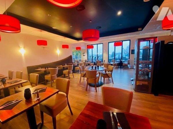 A Vendre à Saint-Quay-Perros (22700) en Côtes-d'Armor (22) un Fonds de commerce à usage de  "Re...