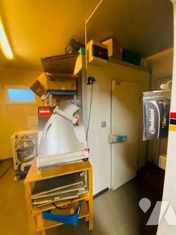 A Vendre à Saint-Quay-Perros (22700) en Côtes-d'Armor (22) un Fonds de commerce à usage de  "Re...