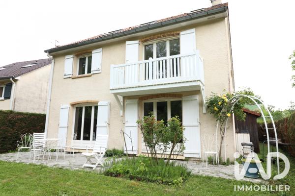 Maison à vendre 7 pièces 145 m² Saint-Germain-en-Laye
