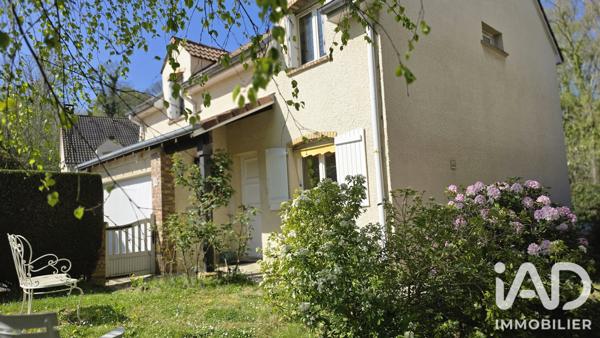 Maison à vendre 7 pièces 145 m² Saint-Germain-en-Laye