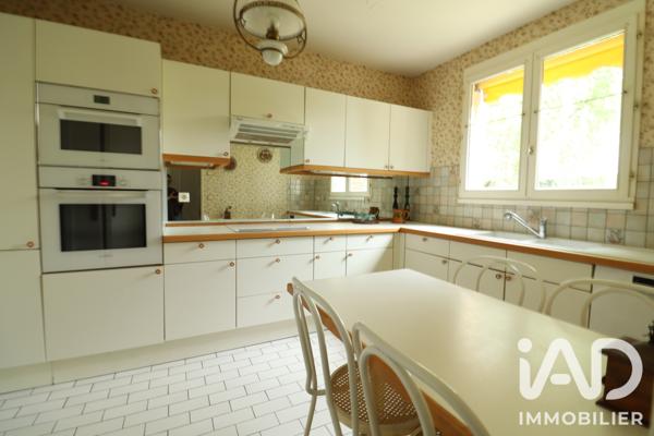 Maison à vendre 7 pièces 145 m² Saint-Germain-en-Laye