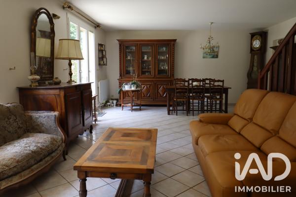 Maison à vendre 7 pièces 145 m² Saint-Germain-en-Laye