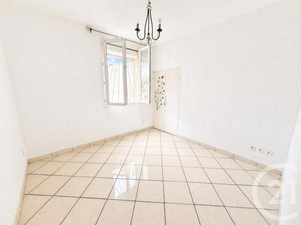 Appartement T3 à vendre  3 pièces - 55,52 m 2   LE GRAU DU ROI  - 30