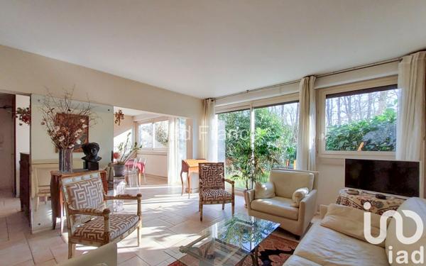 Appartement 4 pièces de 99 m² à Vaucresson (92420)