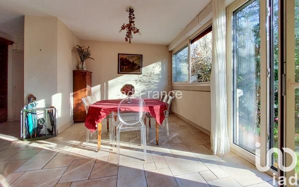 Appartement 4 pièces de 99 m² à Vaucresson (92420)