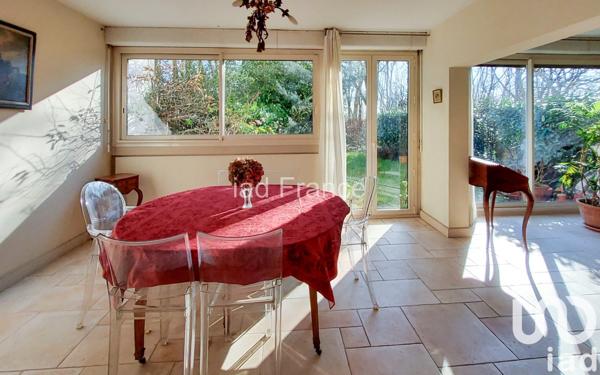 Appartement 4 pièces de 99 m² à Vaucresson (92420)