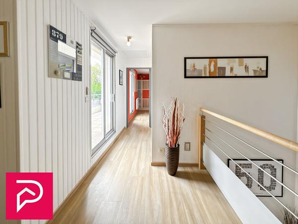 Maison 8 pièces 240 m2