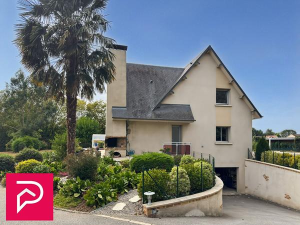 Maison 8 pièces 240 m2