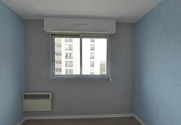 APPARTEMENT T4 A LOUER - VILLEURBANNE Onze-Novembre 105.51 m 2 1 290 € charges comprises par mois