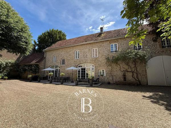 Beaune, Maison de village 10 Chambres -  473 m² à vendre