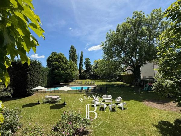 Beaune, Maison de village 10 Chambres -  473 m² à vendre