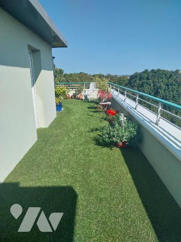 RARE PENTHOUSE avec sa terrasse de 97m² QUARTIER SAINT NAZAIRE OUEST