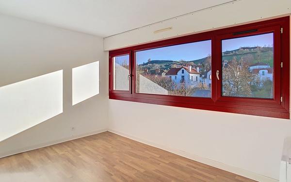 Appartement à louer    2 pièces • 41,88 m2 Aurillac