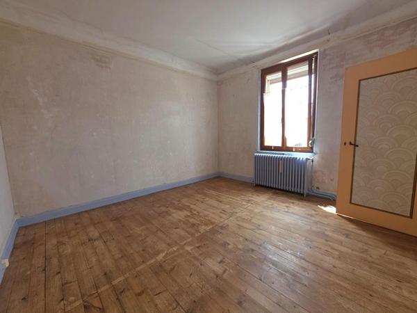 Maison Hirson 6 pièce(s) 150 m2