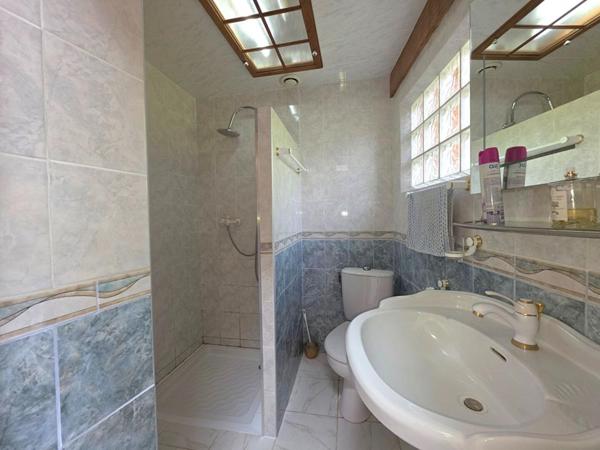 Maison Hirson 6 pièce(s) 150 m2