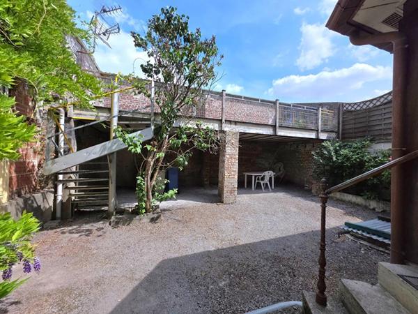 Maison Hirson 6 pièce(s) 150 m2