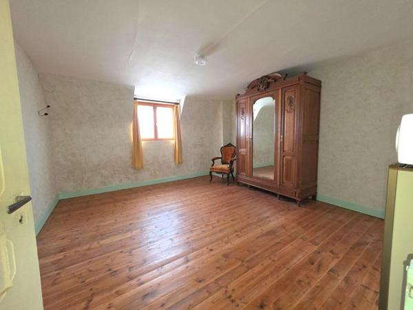 Maison Hirson 6 pièce(s) 150 m2