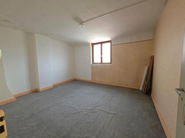 Maison Hirson 6 pièce(s) 150 m2