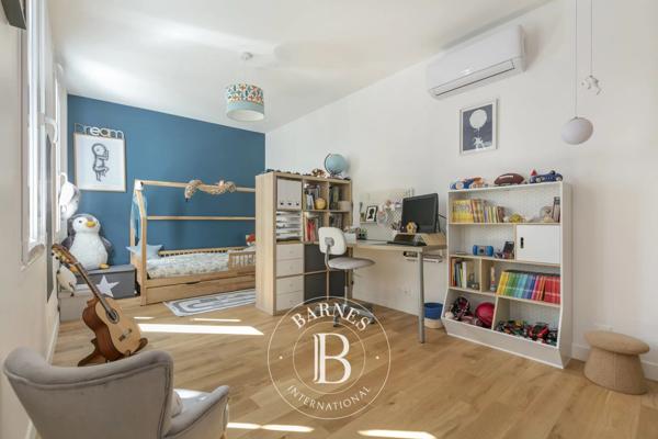 Puteaux, Maison 5 Chambres -  183 m² à vendre