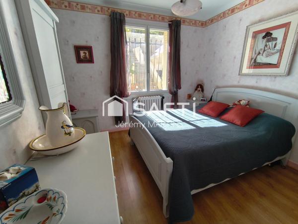 Maison avec piscine sur les hauteurs