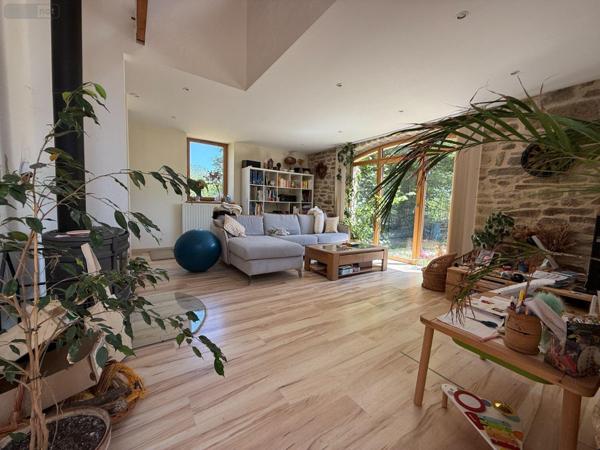 Maison à vendre à Quimper dans le Finistère (29000), ref : LD/BXS   
centre-ville