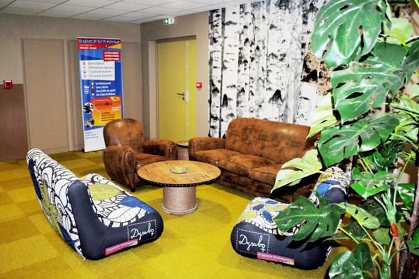 Bureau cosy de 53 m² à Garosud – Parfait pour une petite équipe ambitieuse !