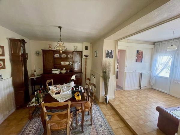 A VENDRE MARSILLY MAISON 171 m2 4 CHAMBRES AVEC JARDIN ,  Marsilly