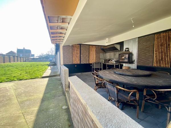 Maison d'exception 8 pièces à vendre à Villers-Bretonneux - Exclusivité Agence Principale €457 000 ** - Référence 13857