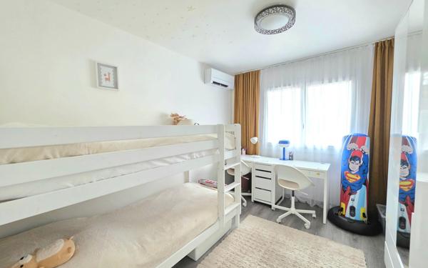 Appartement à vendre    3 pièces • 56,42 m2 La Seyne-sur-Mer