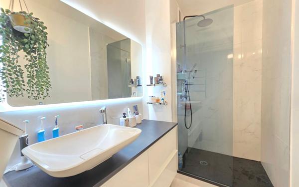 Appartement à vendre    3 pièces • 56,42 m2 La Seyne-sur-Mer