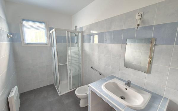 Maison à vendre    3 pièces •  Morcenx