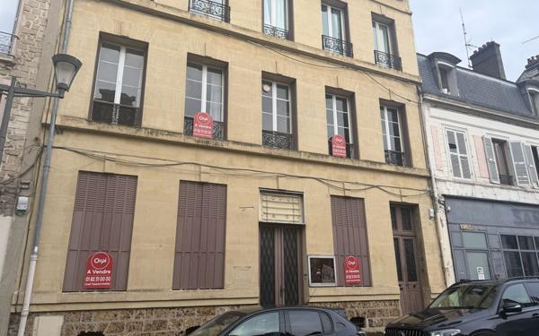 Appartement à vendre    1 pièce • 213,24 m2 Saint-Ouen-l'Aumône