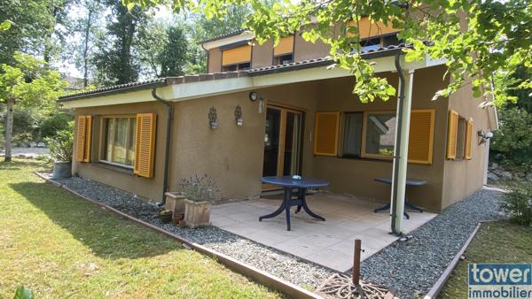 Villa
                                                                                                                                                                                                                                                                                                                        4 pièce(s)                                                                                                                                                                                                          3 chambre(s)                                                                                                                                                                                                          102  m²