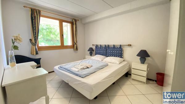 Villa
                                                                                                                                                                                                                                                                                                                        4 pièce(s)                                                                                                                                                                                                          3 chambre(s)                                                                                                                                                                                                          102  m²