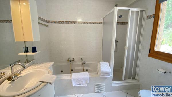 Villa
                                                                                                                                                                                                                                                                                                                        4 pièce(s)                                                                                                                                                                                                          3 chambre(s)                                                                                                                                                                                                          102  m²