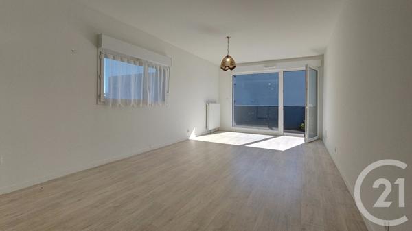 Appartement T3 à vendre  3 pièces - 66,41 m2 THEIX NOYALO - 56